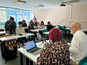 Rueda de prensa con los representantes de los medios de comunicación en Cantabria